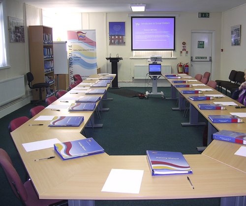 INOU Training Room1
